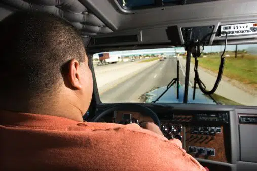 Crash_into_Comedian___s_L0 Driveslowly and safely