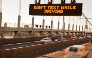 dont text while driving sign